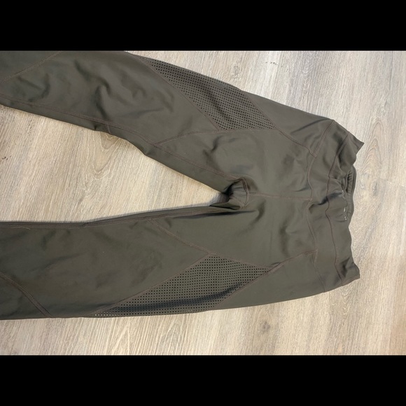 BANANA REPUBLIC LEGGINGS - Picture 7 of 7